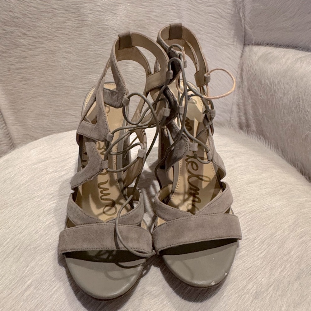 Sam Edelman block heel sandal- women’s size 8.5. Beige